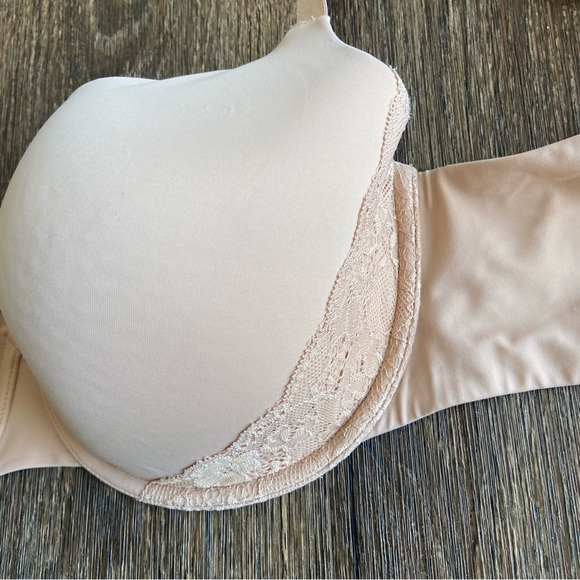 * SOLD * Spanx underwire padded nude lace bra size 36G shaping - Picture 2 of 9